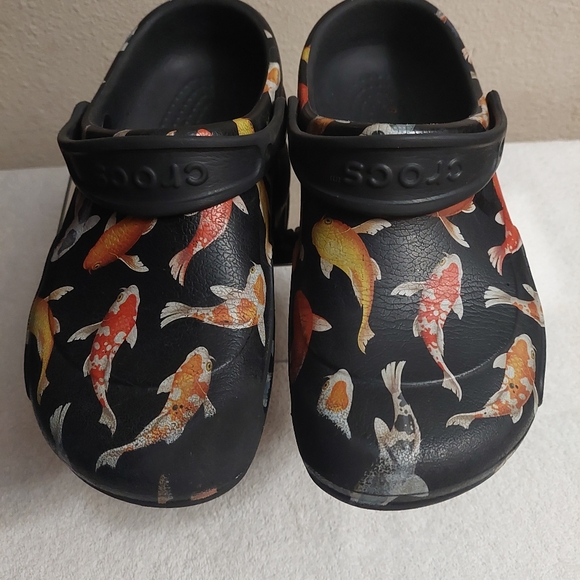 CROCS Shoes Crocs Dark Navy With Koi Fish Design Size 8 Poshmark